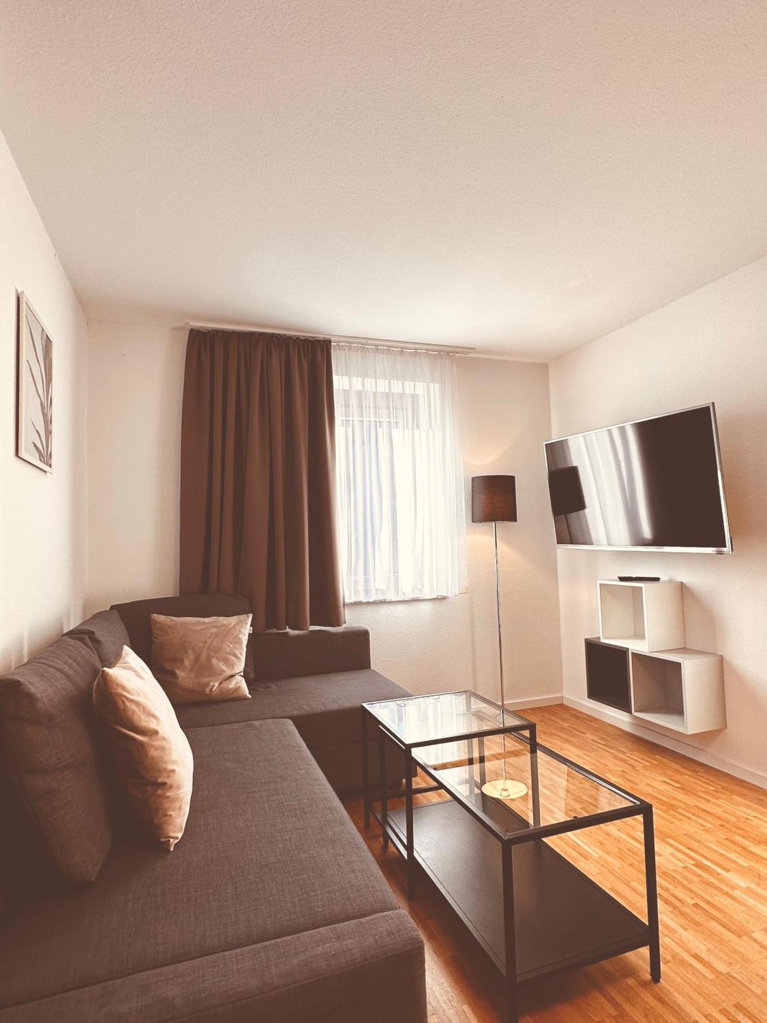 Stadthaus Neckarsulm Serviced Apartments - Stadthaus Schrade Екстериор снимка